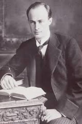 Douglas Mawson is made Professor