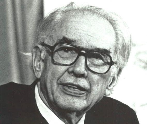 The First Computer Without Gears,Cams,Belts or Shafts