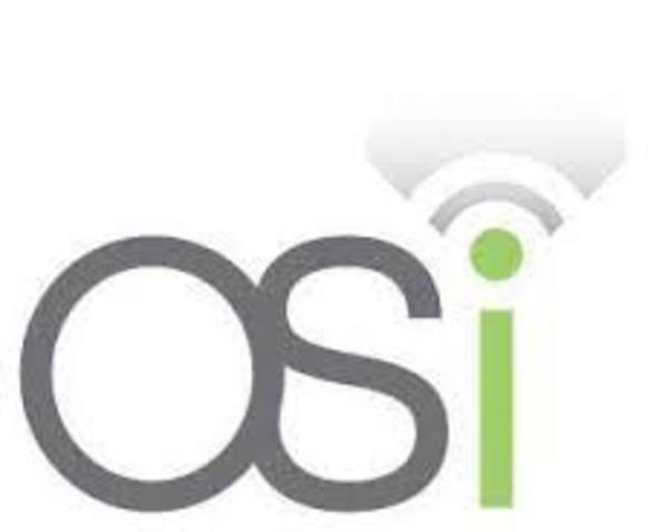 Con la integración de los protocolos OSI en la arquitectura de Internet, se inició la tendencia actual de permitir no sólo la interconexión de redes de estructuras dispares, sino también la de facilitar el uso de distintos protocolos de comunicaciones.