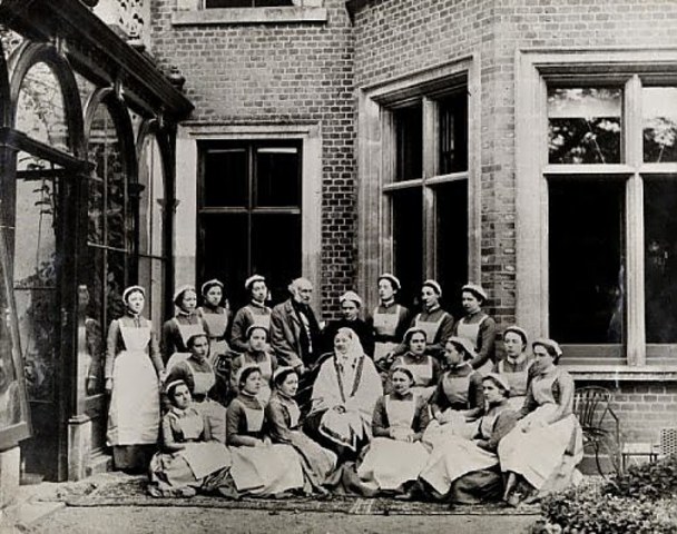 Primeras escuelas de enfermeria