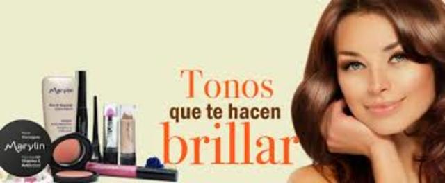 trabajo en una empresa de cosmeticos mientras ejerso mi carrera de derecho