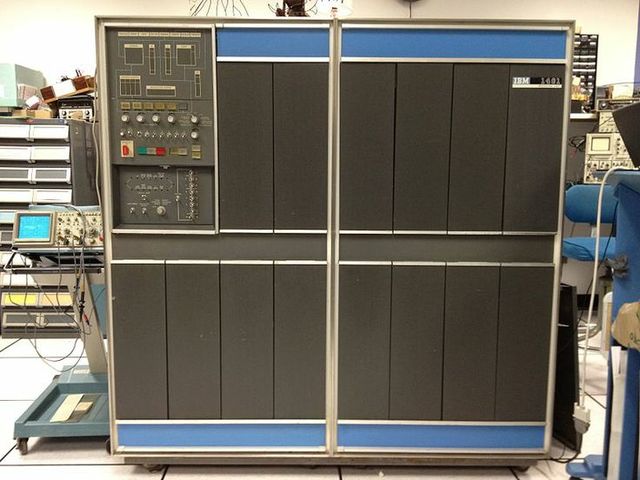 IBM invento la mainframe IBM 1401