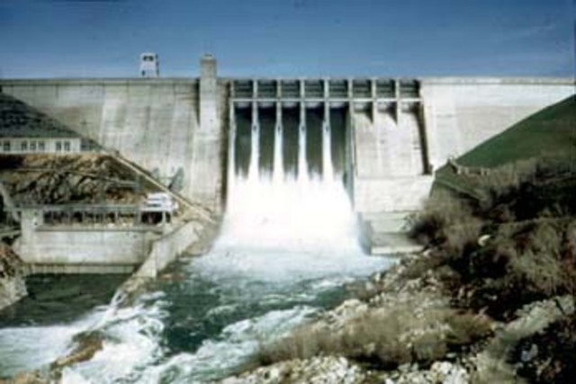 Folsom Dam