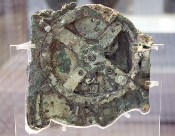 Computer Antikythera Mechanism by aden