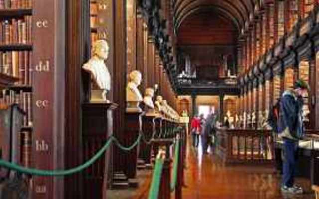 BIBLIOTECA DE CAMBRIDGE