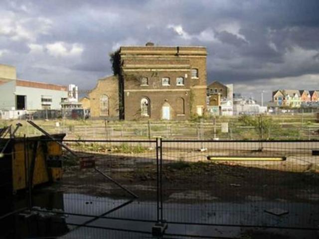 Heritage row threatens proposal