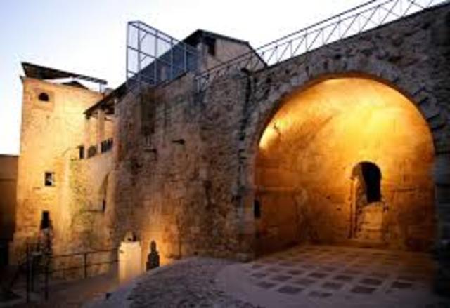 LA BIBLIOTECA COLOMBINA