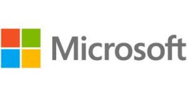 William Henry Gates y Paul Allen crearon Microsoft.