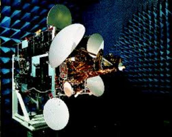 Se pone en orbita el primer satélite de telecomunicaciones, OTS, desarrollado por la ESA (Agencia Espacial Europea)