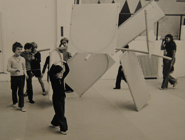 Movimiento y formas en escultura