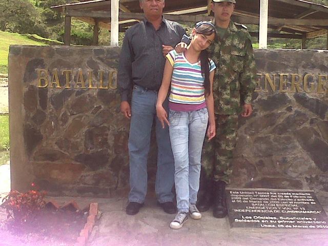 Mi hermanito prestando servicio