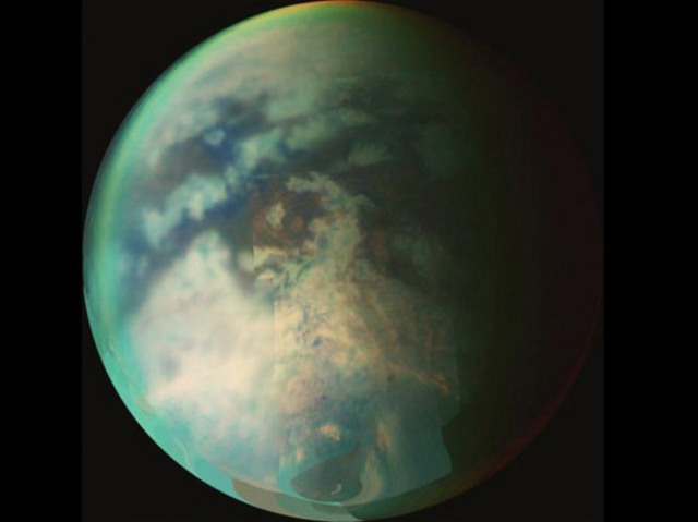 The Huygens probe is released on to Titan.