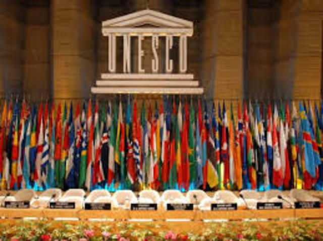 españa entra a la unesco