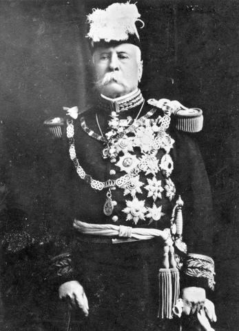 Se realizan las elecciones, obteniendo Díaz la victoria.