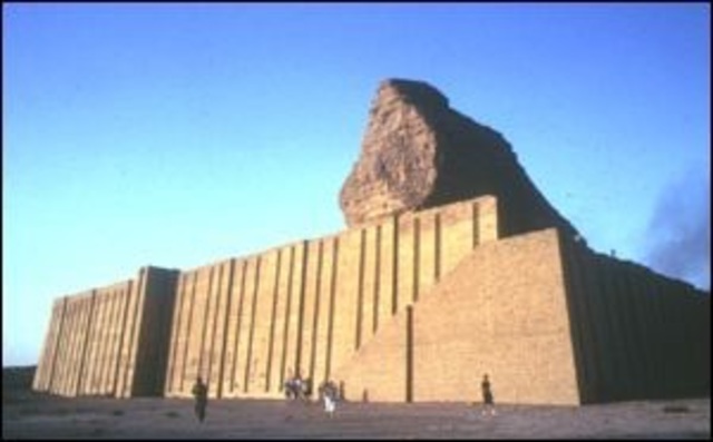 Mitannian Empire controls north Mesopotamia   Kassites control south Mesopotamia