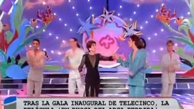 se empiezan a realizar programas de entretenimiento