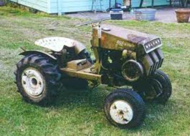Gas Powered Riding Lawn Mower