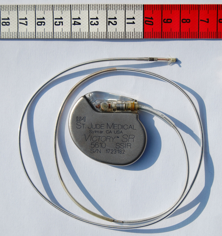 first cradic pacemaker developed