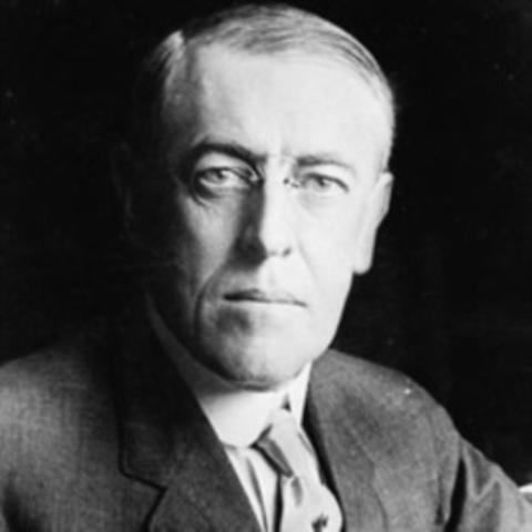 U.S. President Woodrow Wilson&nbsp;announces the U.S. will remain neutral.