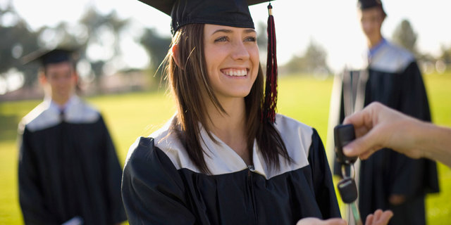 Get into/ Go to college