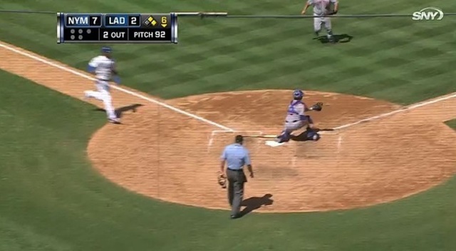 Yankees turn triple-play & defeat Tigers 5-3