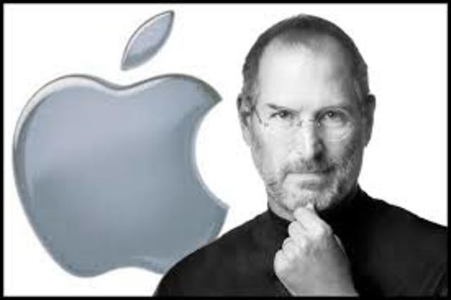 Steve Jobs leaves Apple