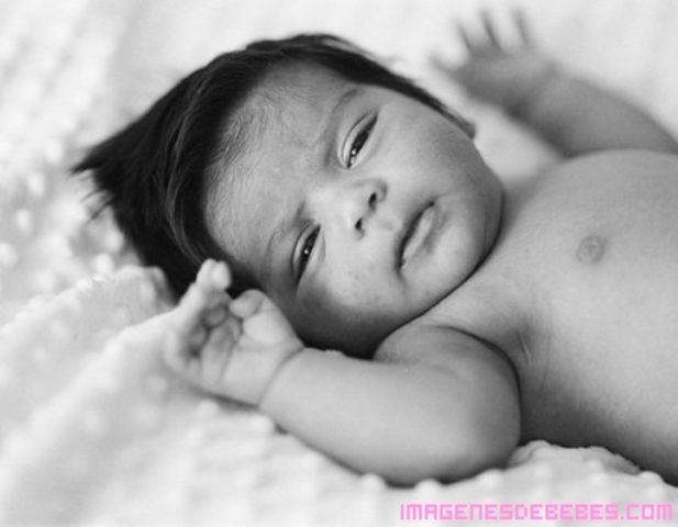 Naci el viernes de 1999 en la Clinica  el Bosque en  Bogota D.C