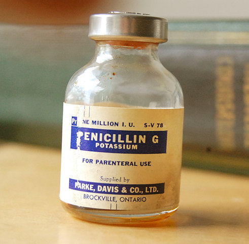 Penicillin is Discovered