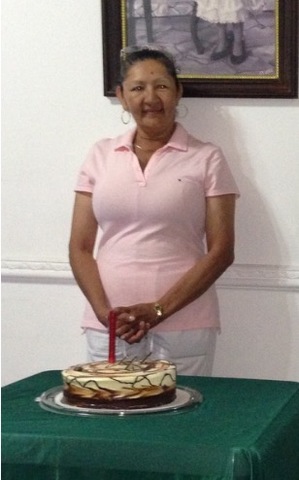 MI TIA LINDELIA EN SUS CUMPLEAÑOS