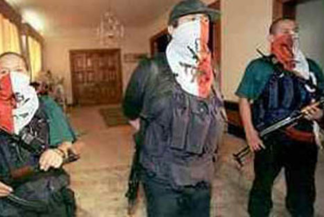 Toma de la Embajada de Japón