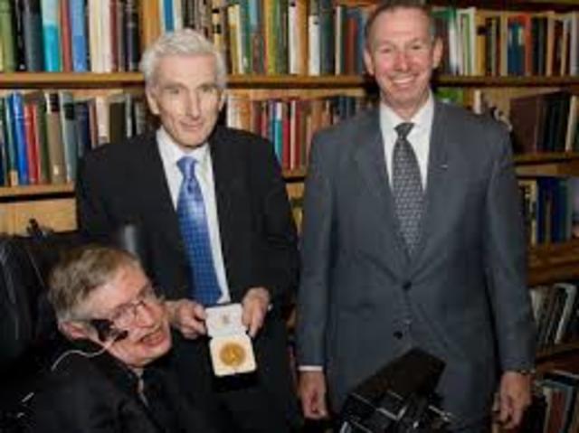 Fue galardonado con la Medalla Copley.