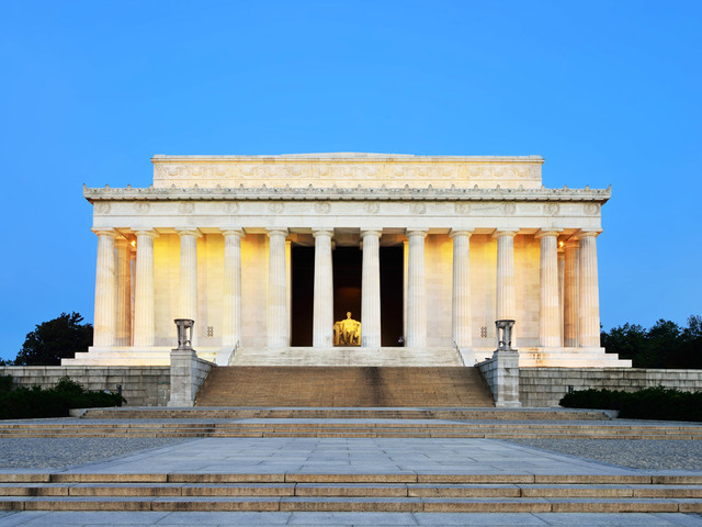 Lincoln Memorial Dedicated to Washington D.C.