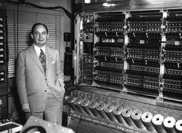 COMPUTADOR DIGITAL "IAS MACHINE"