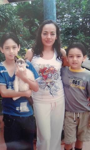 mi mama, i hermano y yo