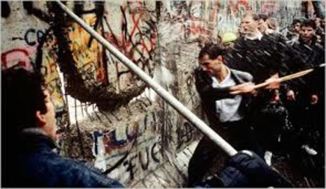 Berlin Wall comes down