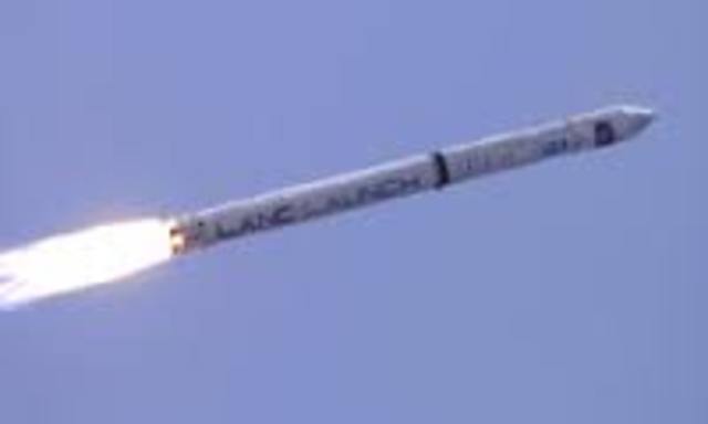 Gunpowder-fueled rockets