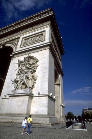 Bill Fontana creates "Sound Island"