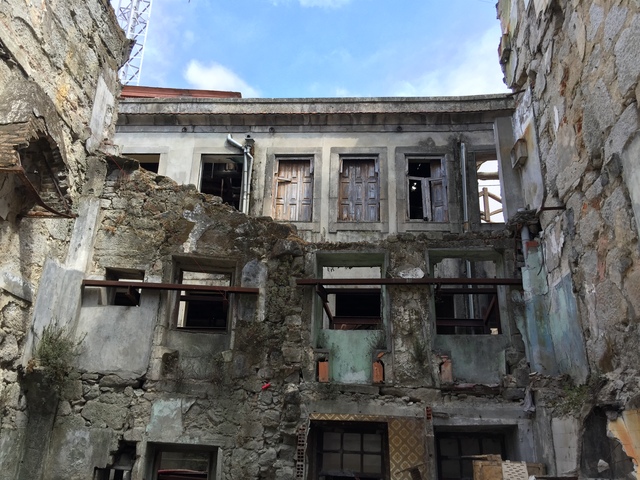 BAINHARIA: demolições