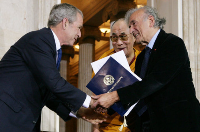 Elie Wiesel is awarded the Congressional Gold Medal