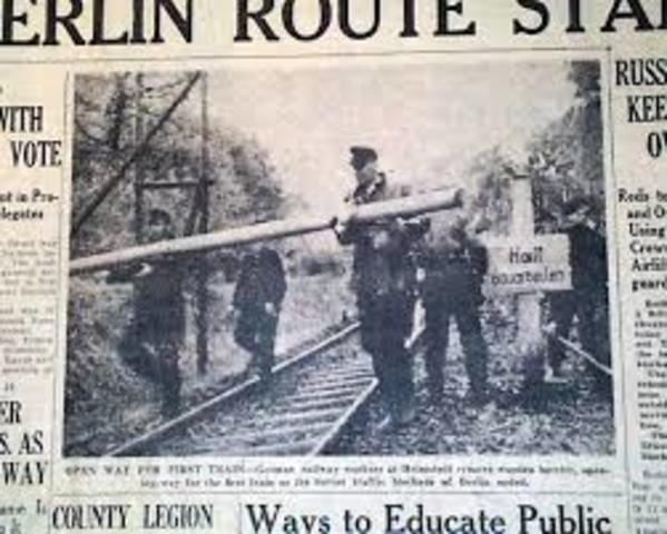 Berlin blockade ends