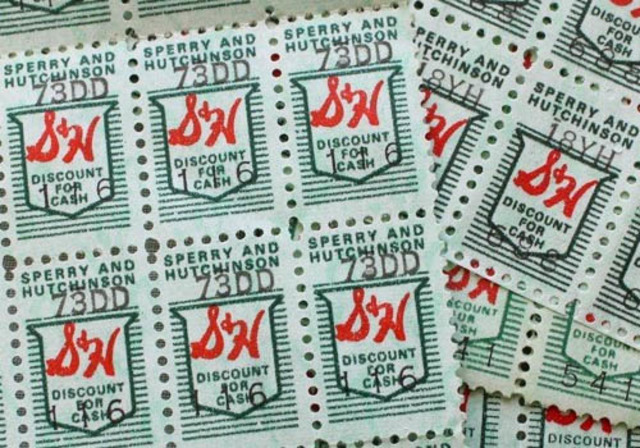 Evolución de la mercadotecnia, En 1875 se  inventan las estampas coleccionables por el litógrafo Louis Prang.