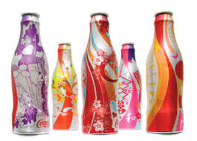 En 1959 evoluciona el envase y se diseña la lata de aluminio.