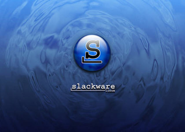 1993: Más de 100 desarrolladores trabajan sobre el núcleo Linux.