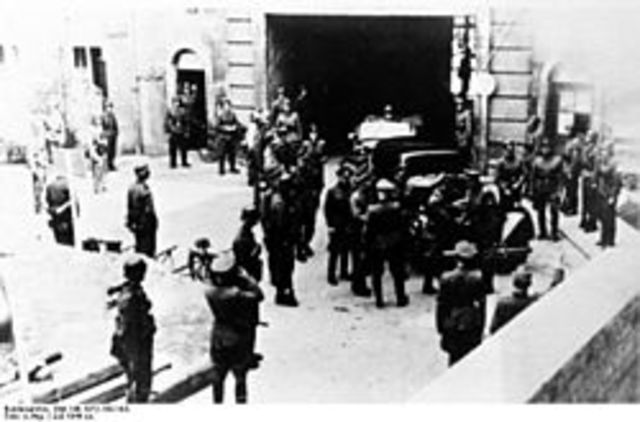 Reclutan a  Claus von Stauffenberg