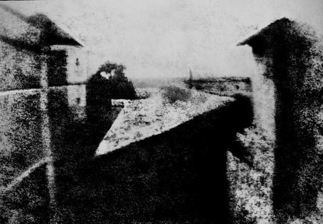 Primera imatge fotogràfica