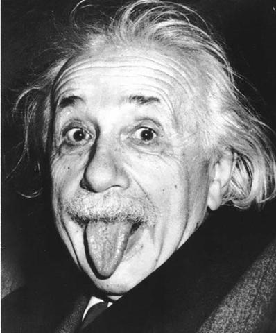 Albert Einstein sviluppa la Relatività ristretta