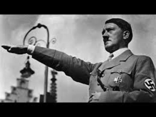 ADOLF HITLER Y SU POPULARIDAD