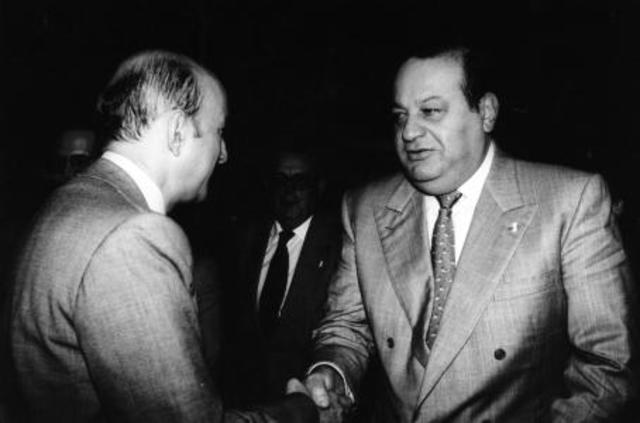 Telmex se Privatiza durante el Gobierno de Carlos Salinas de Gortari