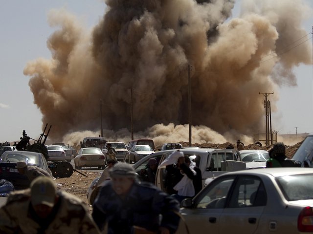 bombardeo de la otan sobre terriotorio servio