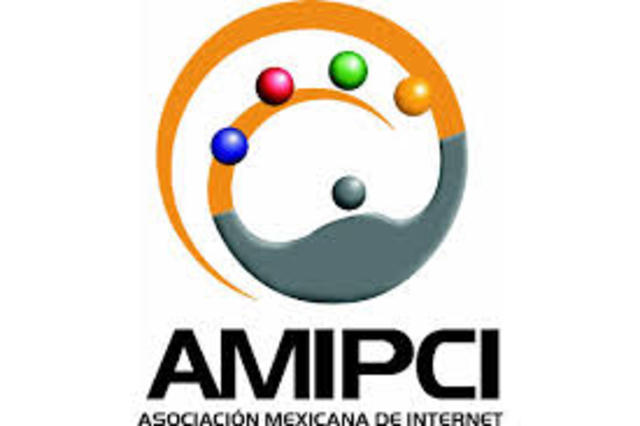 Se crea la Asociación Mexicana de Internet